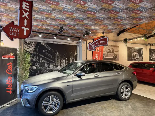 Mercedes-Benz GLC 300 e 4-Matic PHEV* PANO * BURMEISTER * CAM 360 *