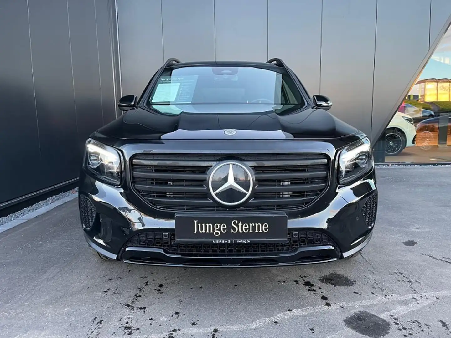 Mercedes-Benz GLB 200 d *Night Pano Nav BEAM KeyGo Memo eHeck Schwarz - 2