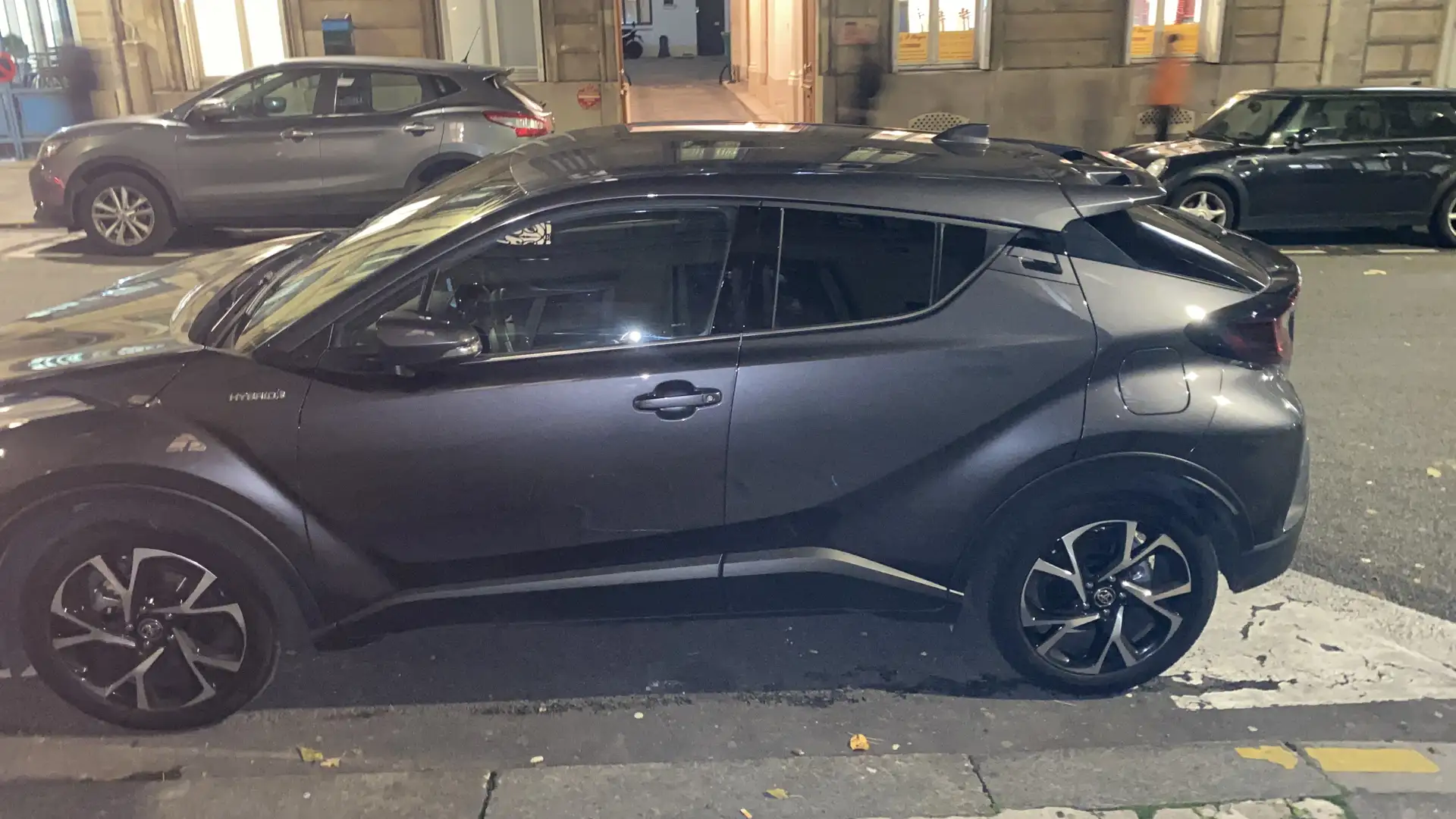 Toyota C-HR C-HR Hybride 2.0L Edition Gris - 1