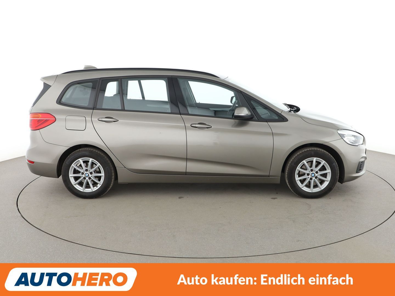 BMW 218 218i Gran Tourer Advantage*NAVI*TEMPO*PDC*SHZ* — photo 7