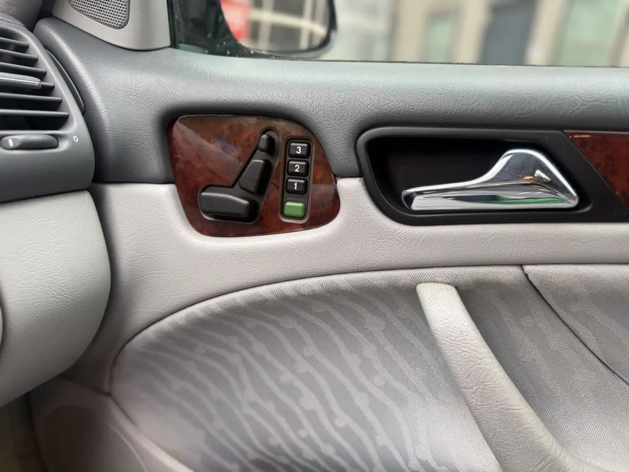 Mercedes-Benz CLK 430 AVANTGARDE SD-AUTOMATIK-TÜV-NEU, foto 12
