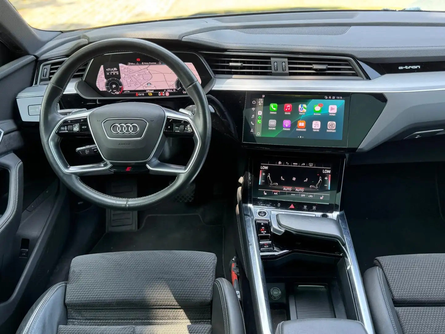Audi e-tron Sportback 55 quattro 462 pk S edition 95 kWh, 3x S Grijs - 2