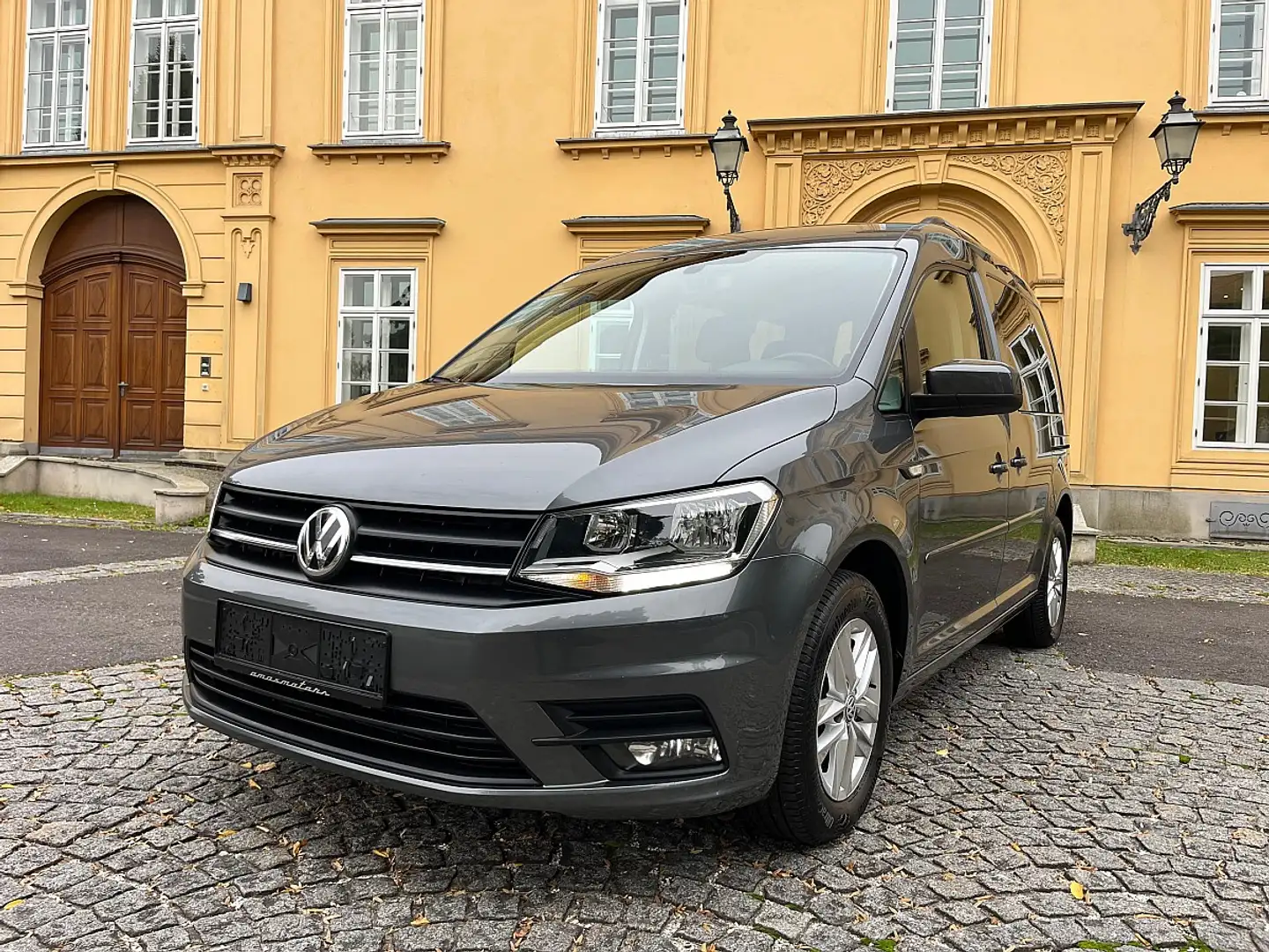 Volkswagen Caddy Kombi Austria Plus 2,0 TDI DSG ÖAMTC TEST , Nav... Grigio - 2