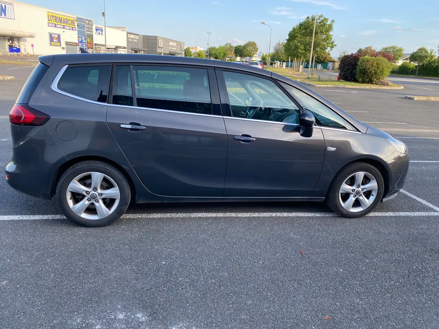 Opel Zafira Tourer Zafira Tourer 2.0 CDTI 165 ch Cosmo Noir - 1