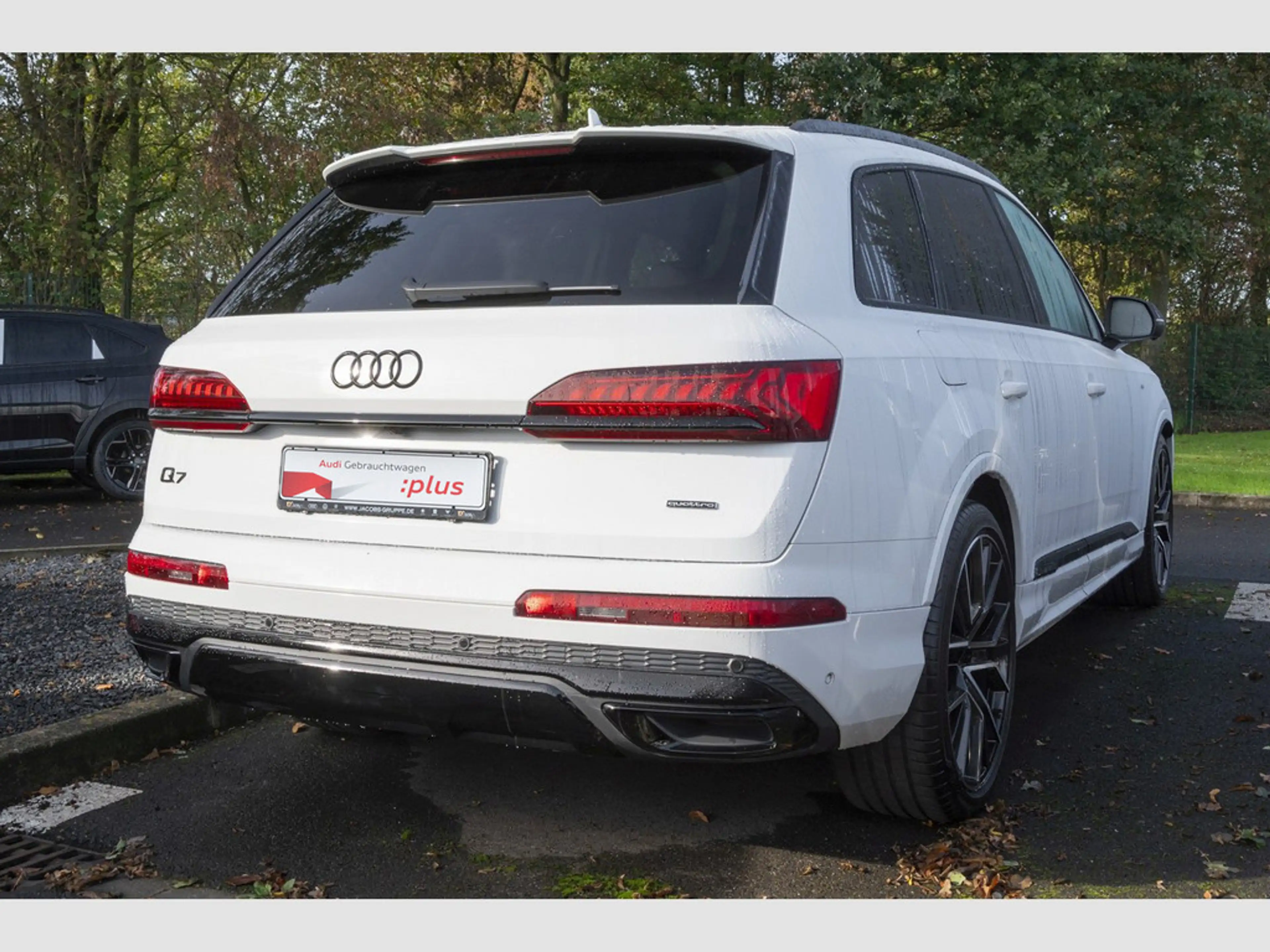 Audi Q7 50 TDI quattro competition plus S line AHK/TopView/Designpaket excl — photo 4