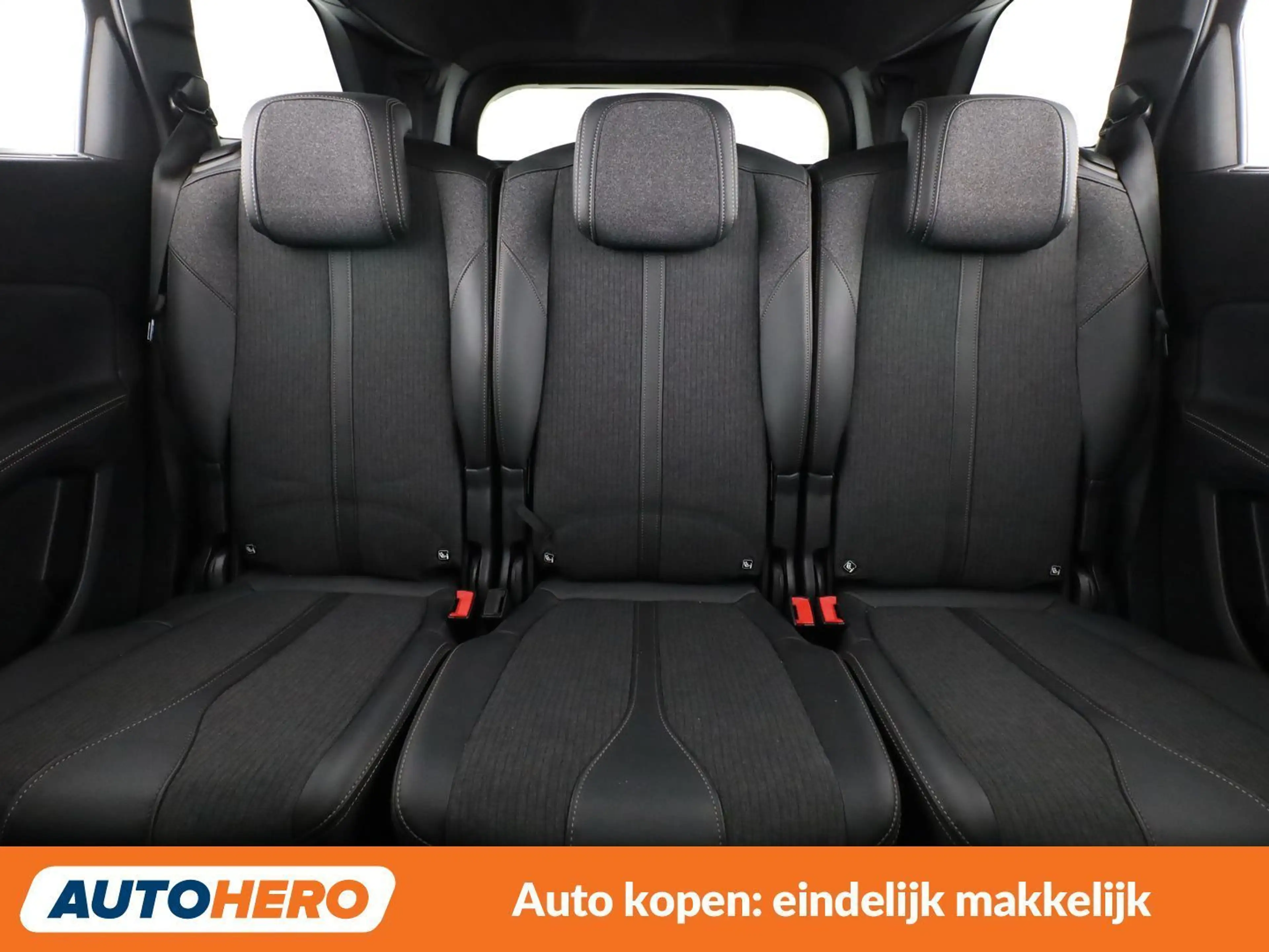 Peugeot 5008 1.2 PureTech GT — photo 15