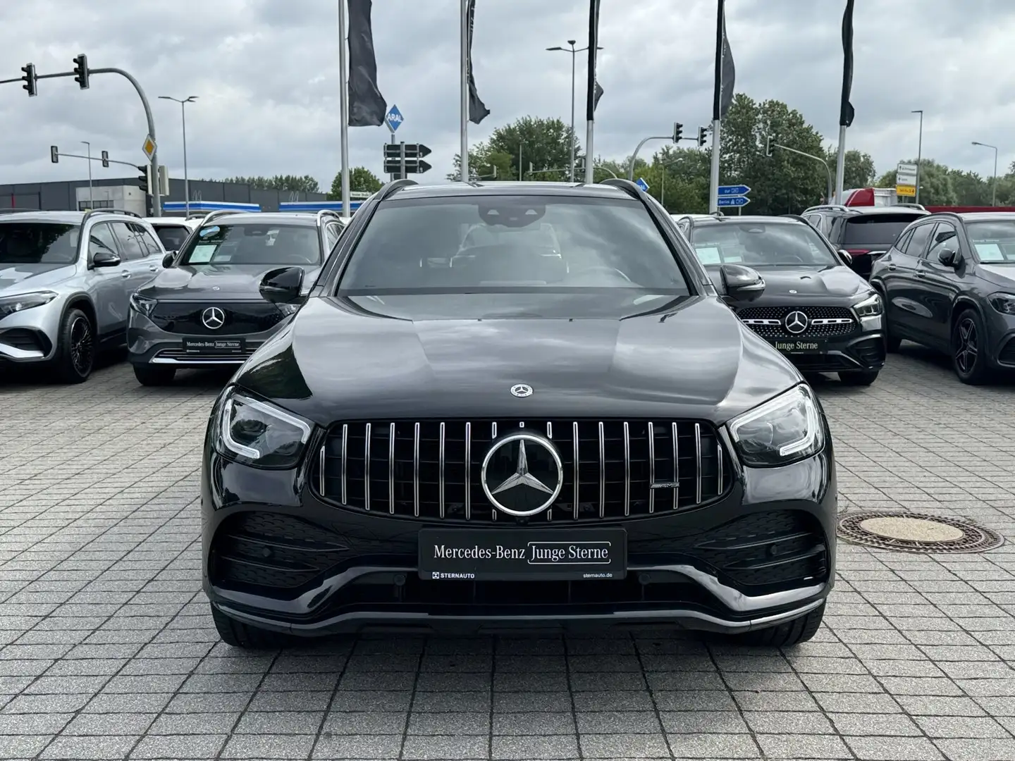 Mercedes-Benz GLC 400 GLC 400 d 4M AMG Line Navi Pano.-Dach Distronic Zwart - 2