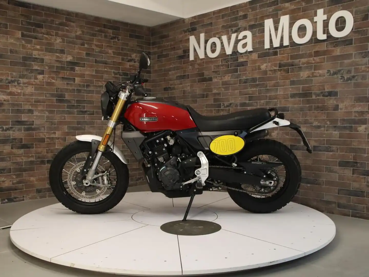 Fantic Caballero 700 Abs - 1