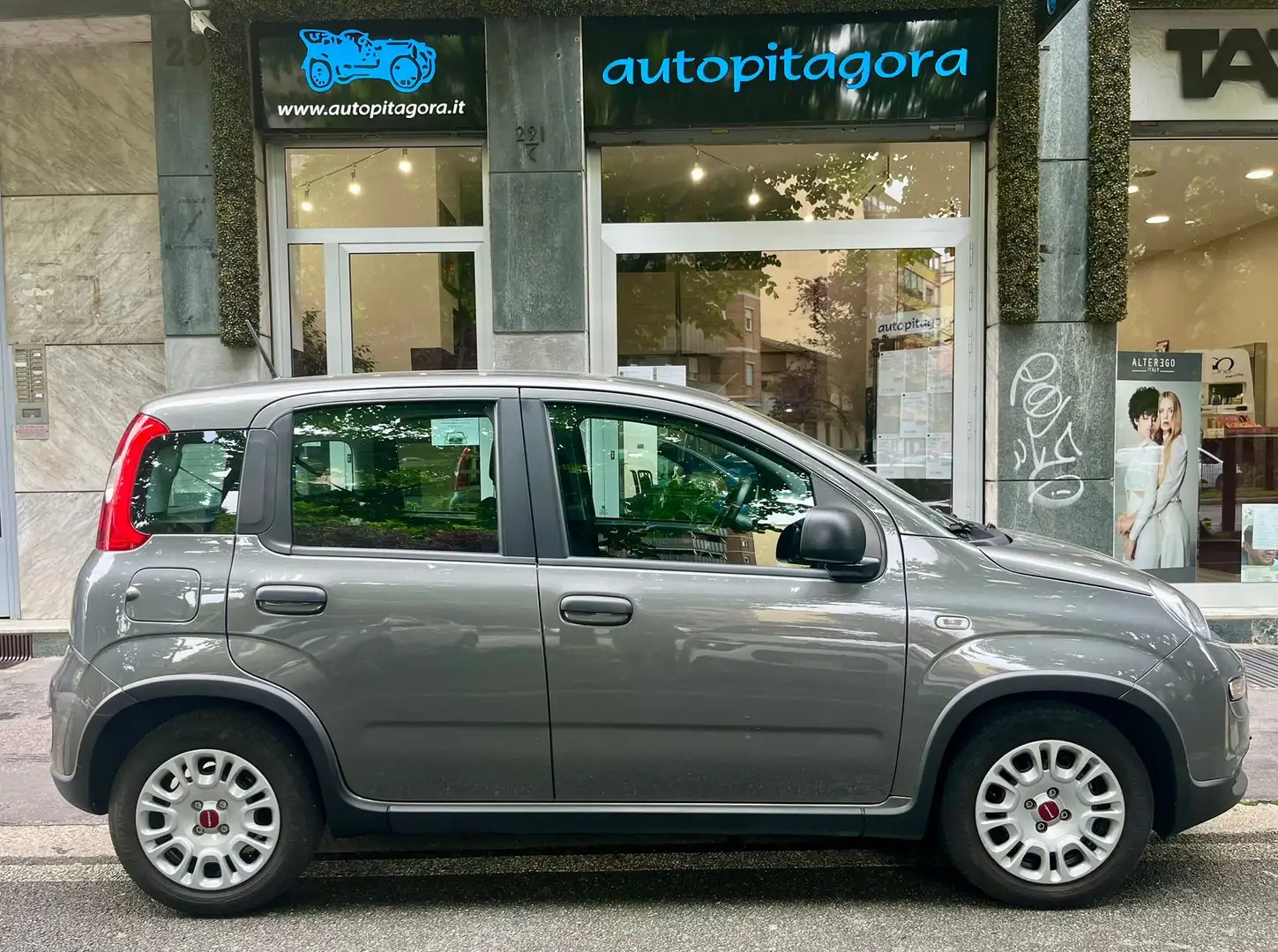 Fiat Panda Panda 1.0 firefly hybrid s Grijs - 1
