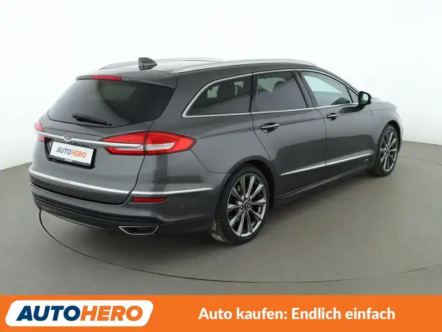 Ford Mondeo view 6