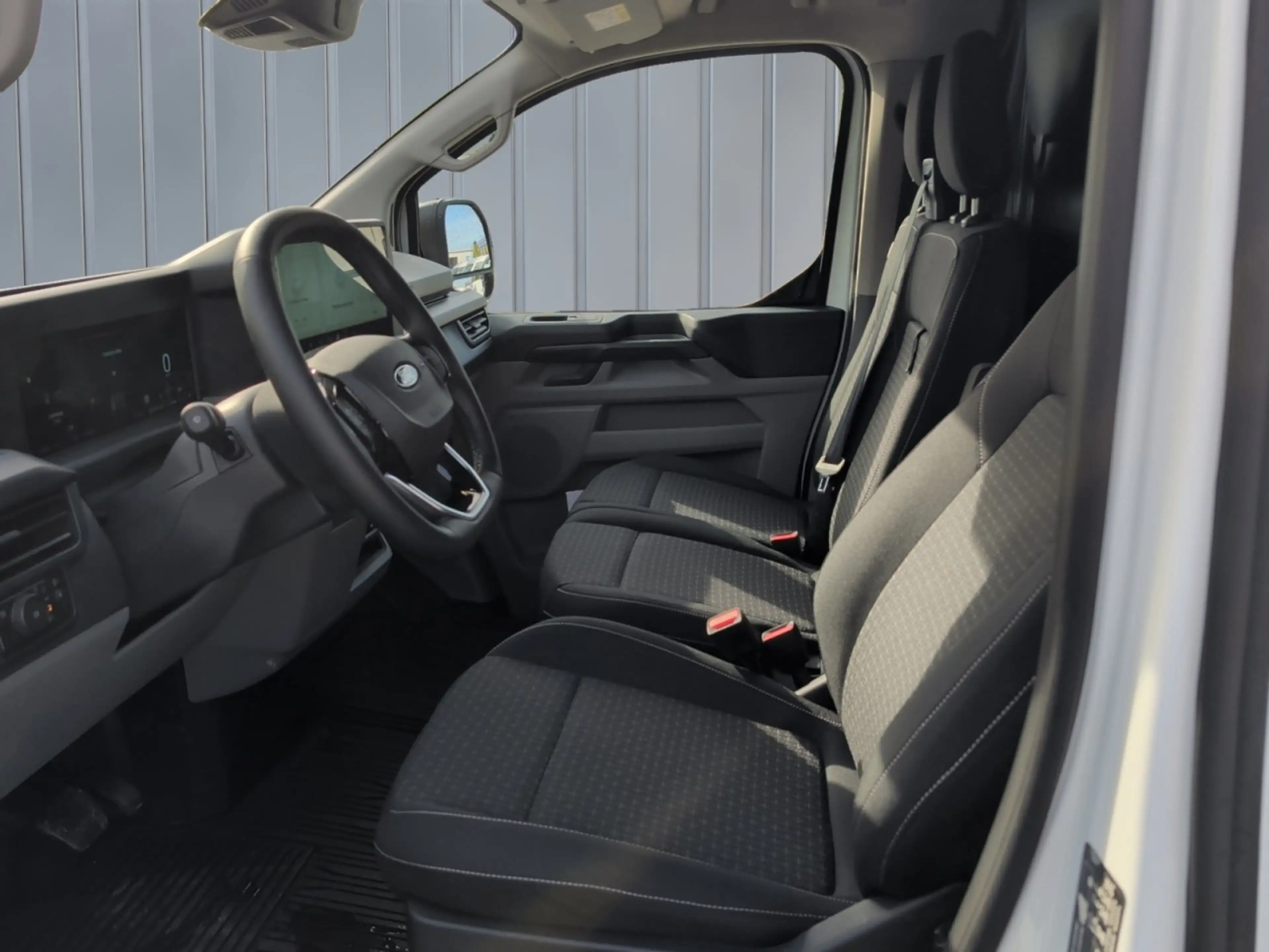Ford Transit Custom Trend 320L1 PHEV AHK+LED+KeyFree Klima — photo 12