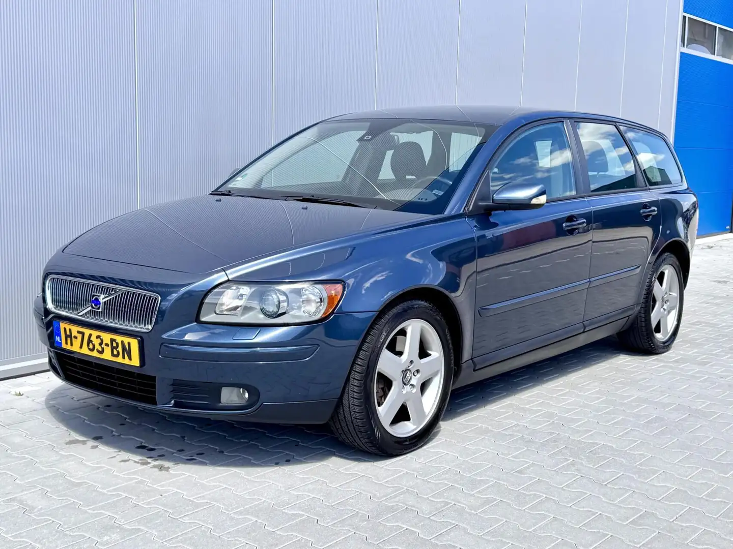 Volvo V50 2.5 T5 Momentum | Nette auto | Airco | Automaat! Blauw - 1