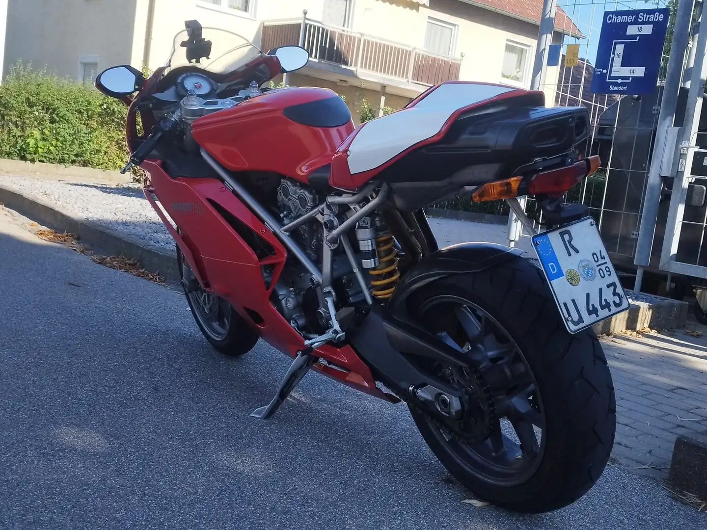 Ducati 749 Červená - 1