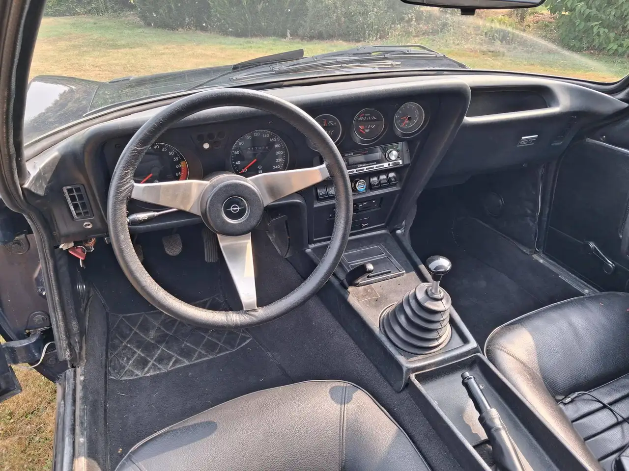 Opel GT 1900, foto 8