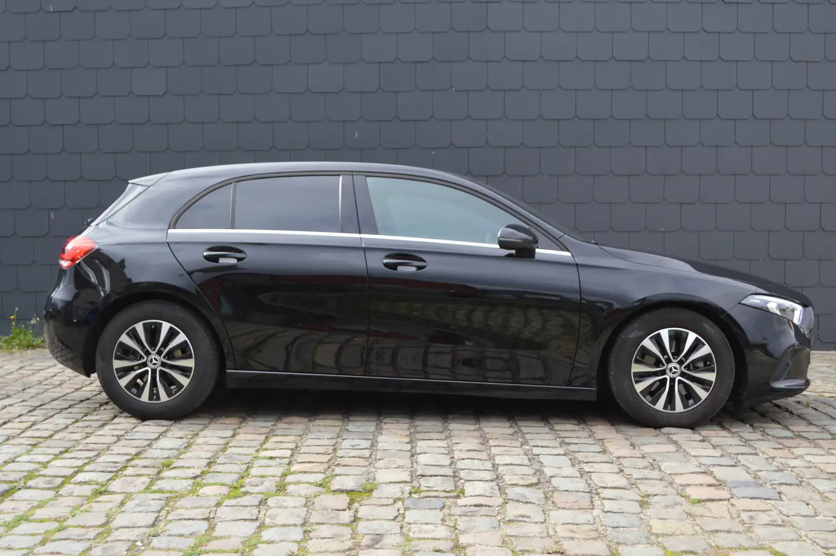 Mercedes-Benz A 180 🛑🆕🛑 d Auto GPS 1HND CARPASS GARANTIE Zwart - 2
