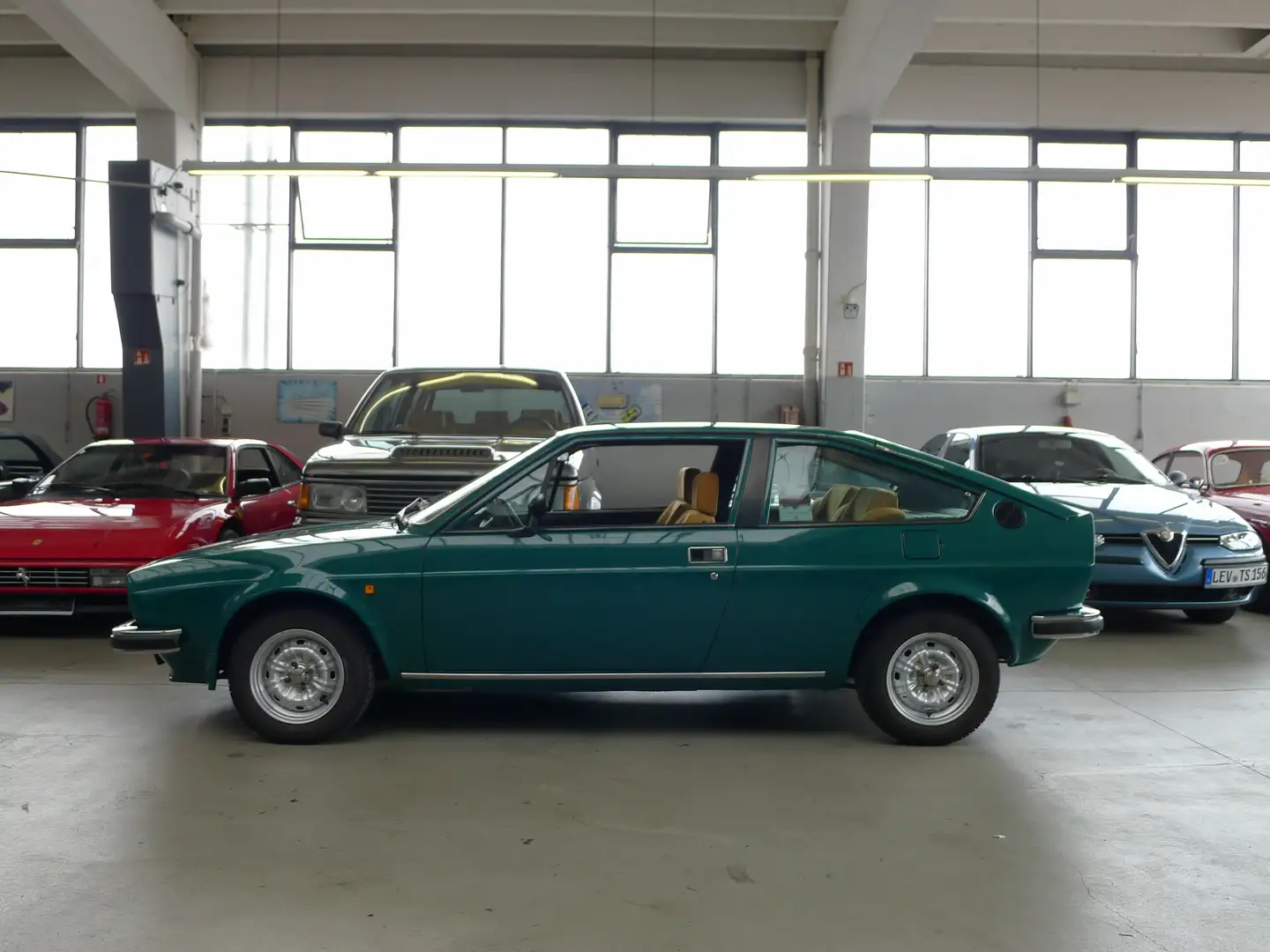 Alfa Romeo Alfasud Sprint 1.3, ungeschweisstes, rostfreies Original Verde - 1