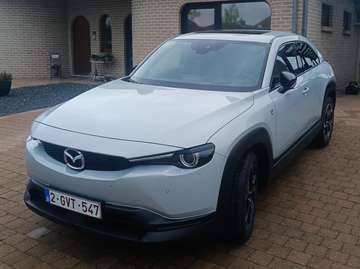 MX-30 17.8 kWh e-SKYACTIV R-EV Makoto (125kW)