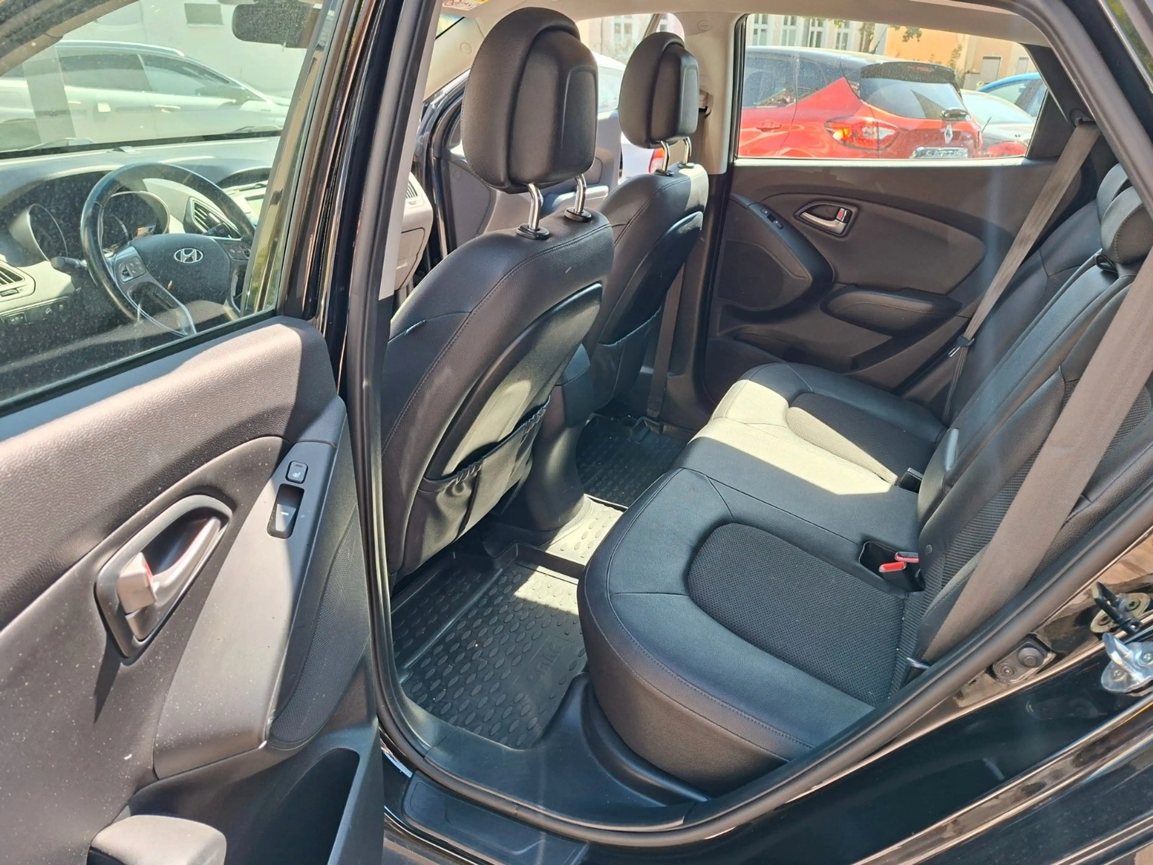 Hyundai iX35 Trend 2WD — photo 15