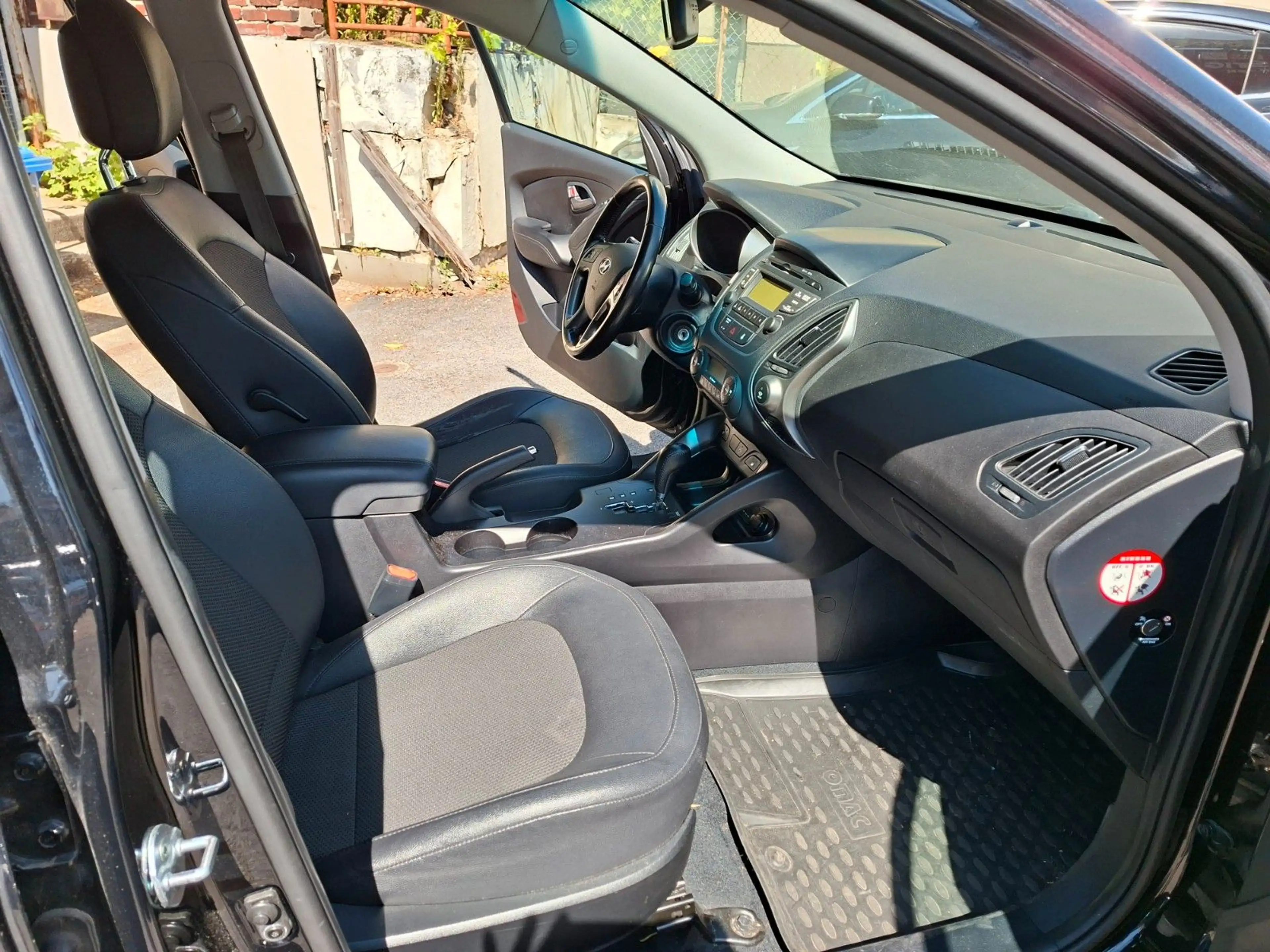 Hyundai iX35 Trend 2WD — photo 9
