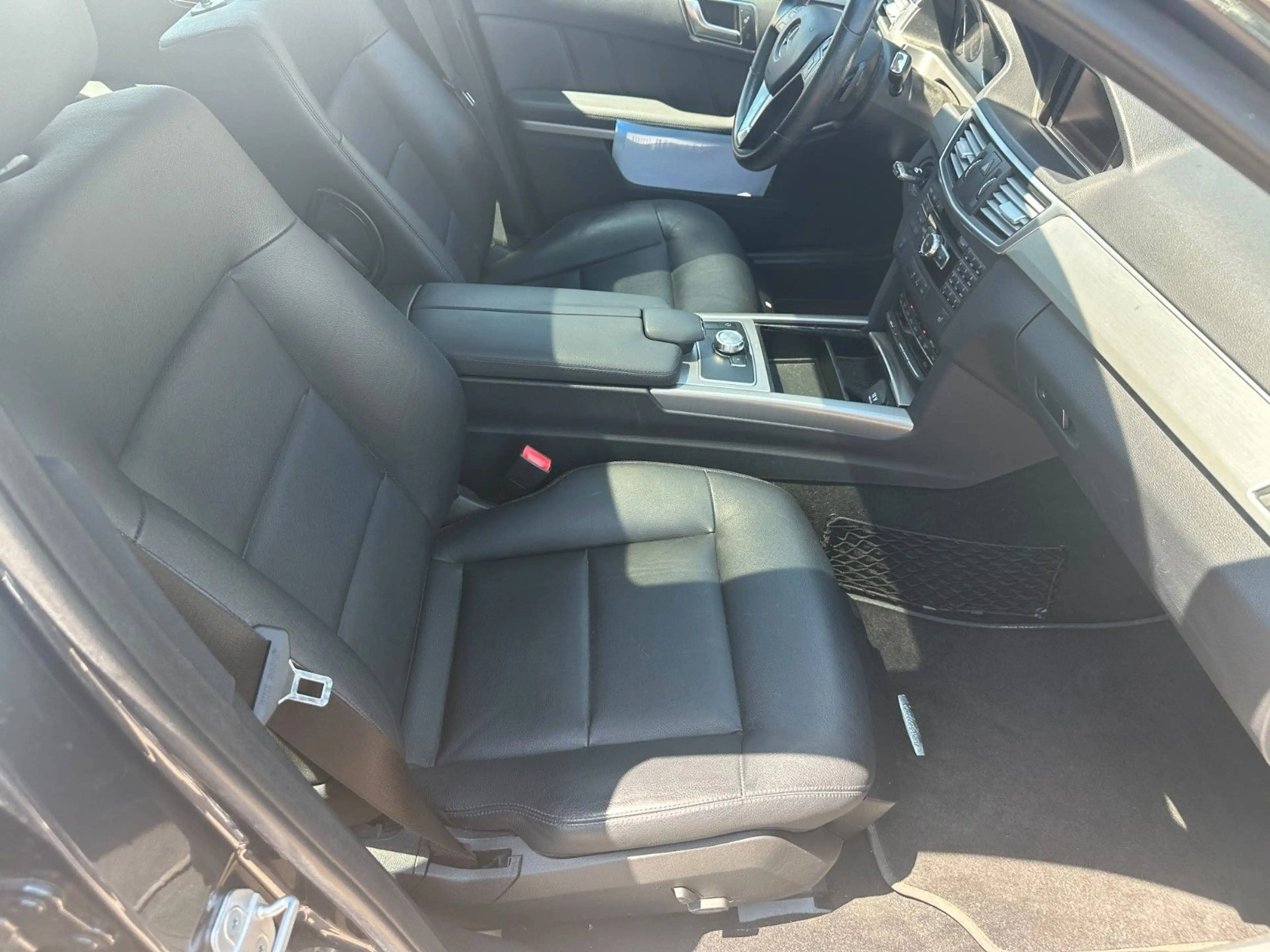 Mercedes-Benz E 350 CDI Avantgarde*7G*S-DACH*COMAND*H&K*LEDER* — photo 13