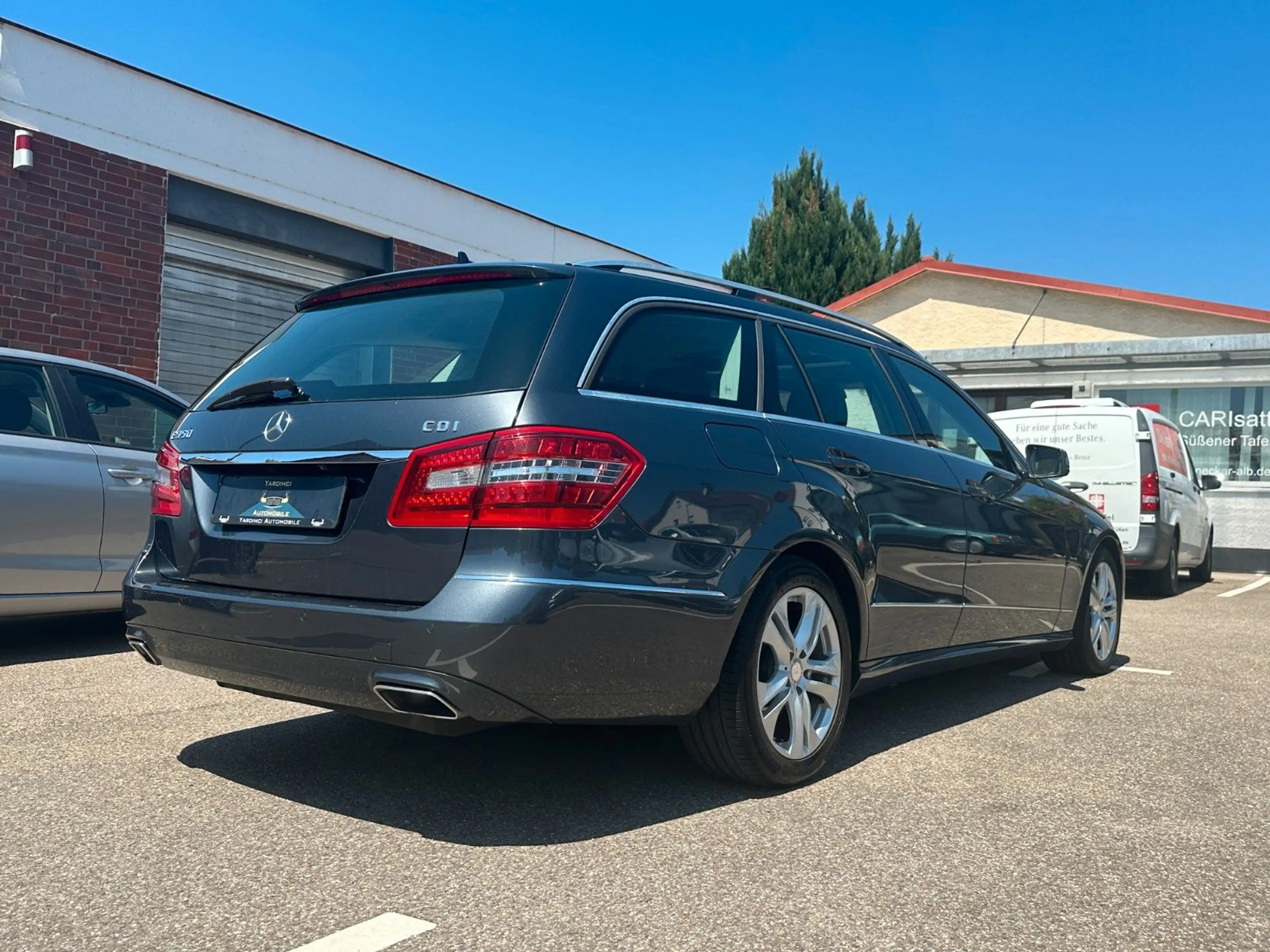 Mercedes-Benz E 350 CDI Avantgarde*7G*S-DACH*COMAND*H&K*LEDER* — photo 5
