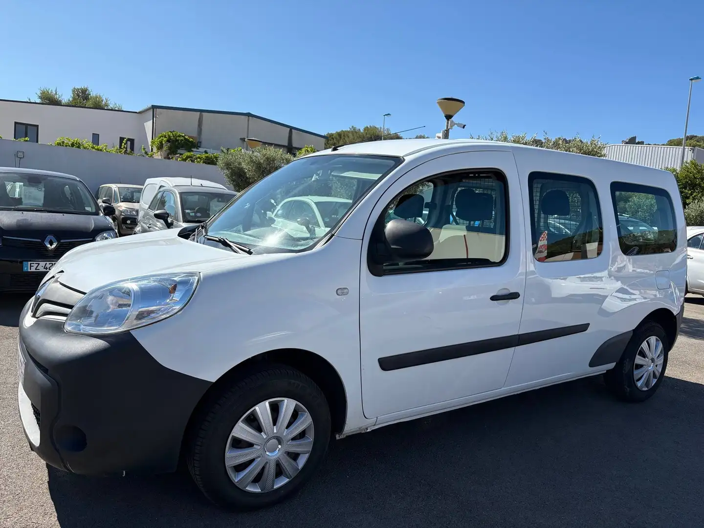 Renault Kangoo 1.5 DCI 90ch 5 Places MAXI Blanc - 2
