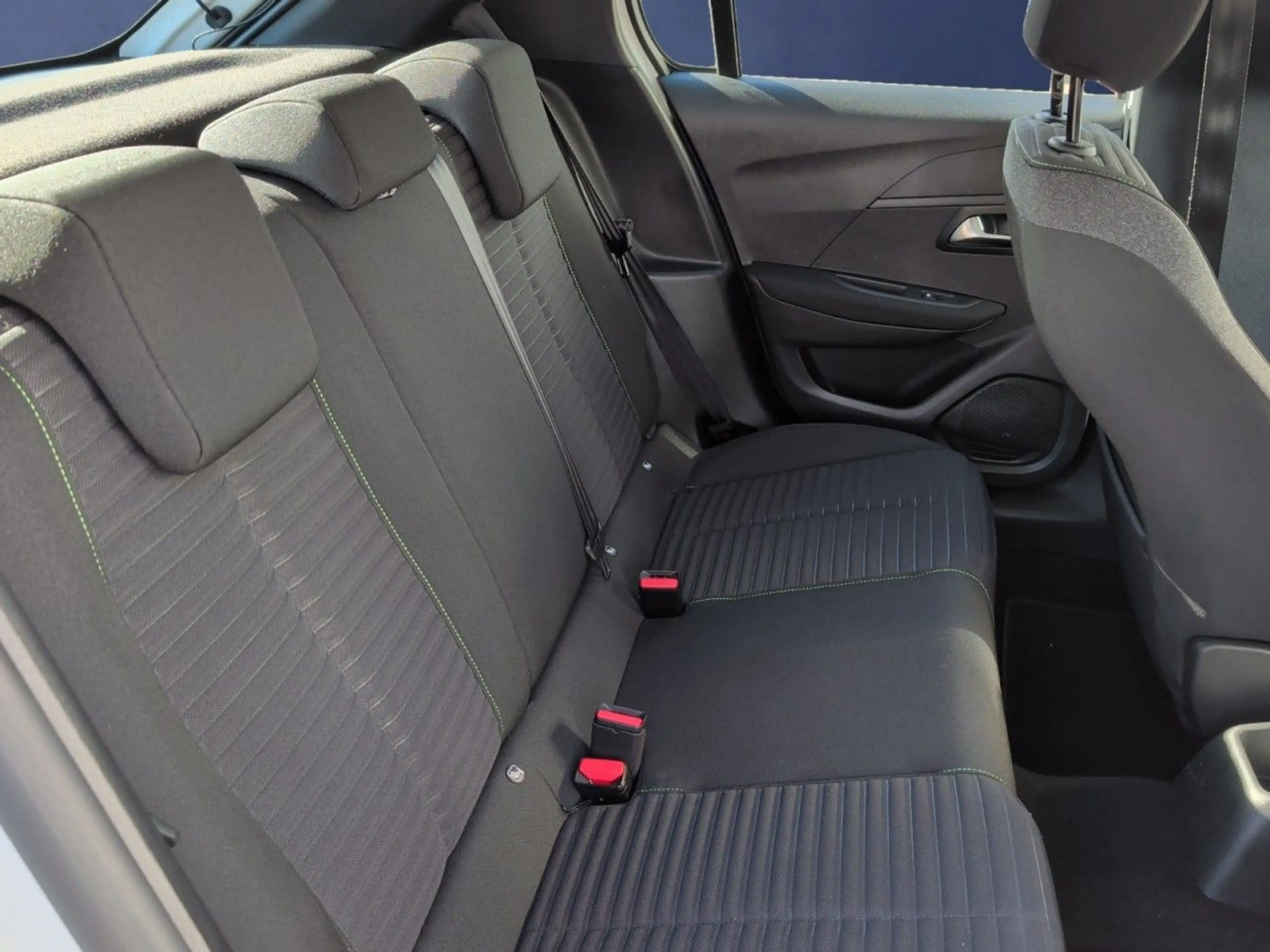 Peugeot 208 Active PureTech 75 Sitzheizung+LED+Parkpilot — photo 14