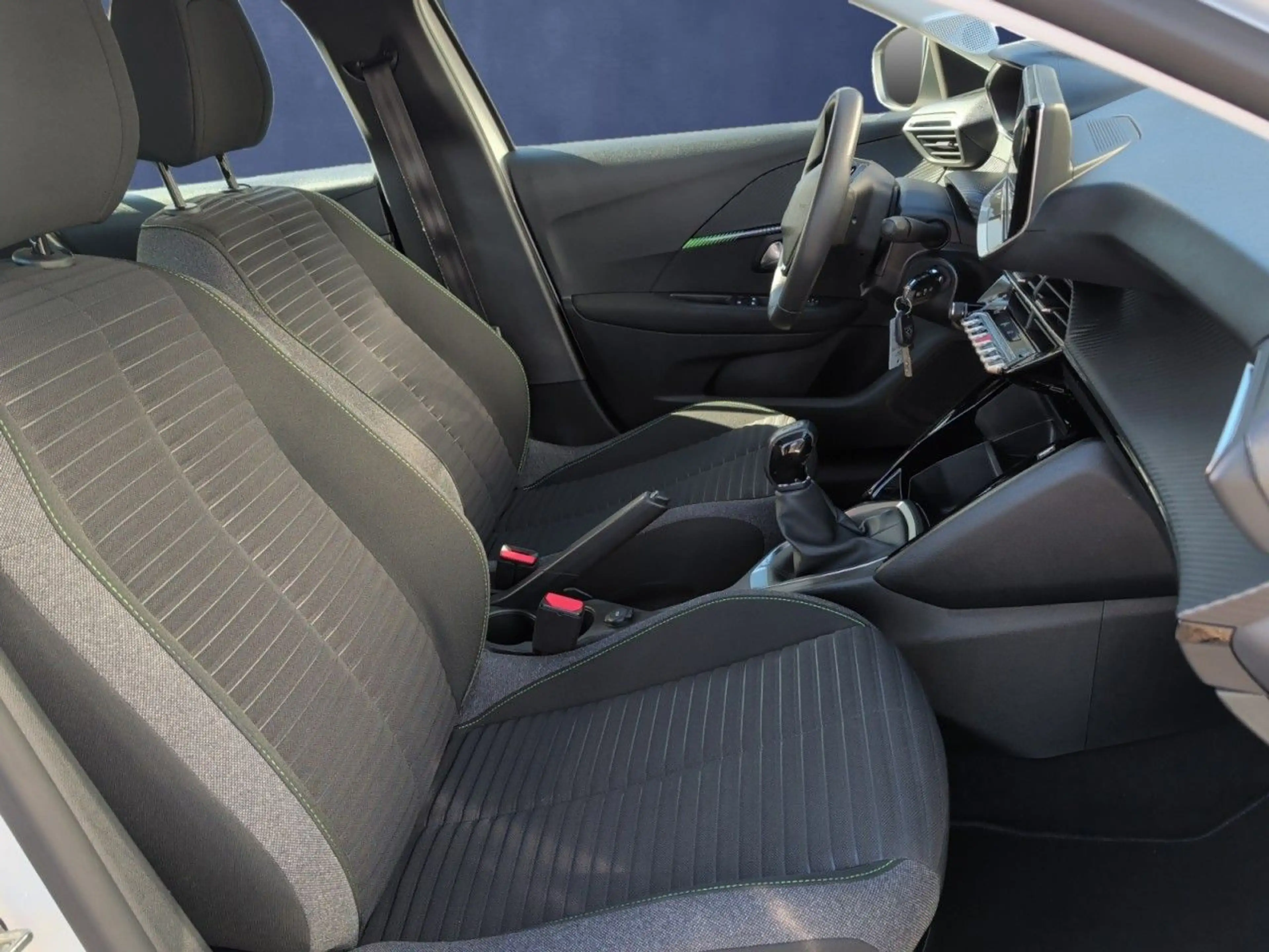 Peugeot 208 Active PureTech 75 Sitzheizung+LED+Parkpilot — photo 12