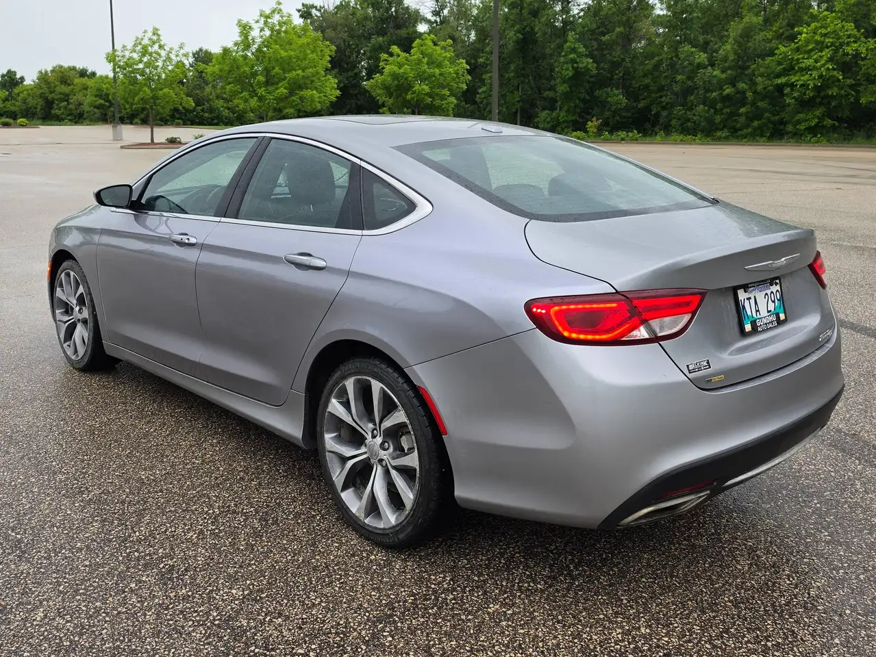 Chrysler 200 2016