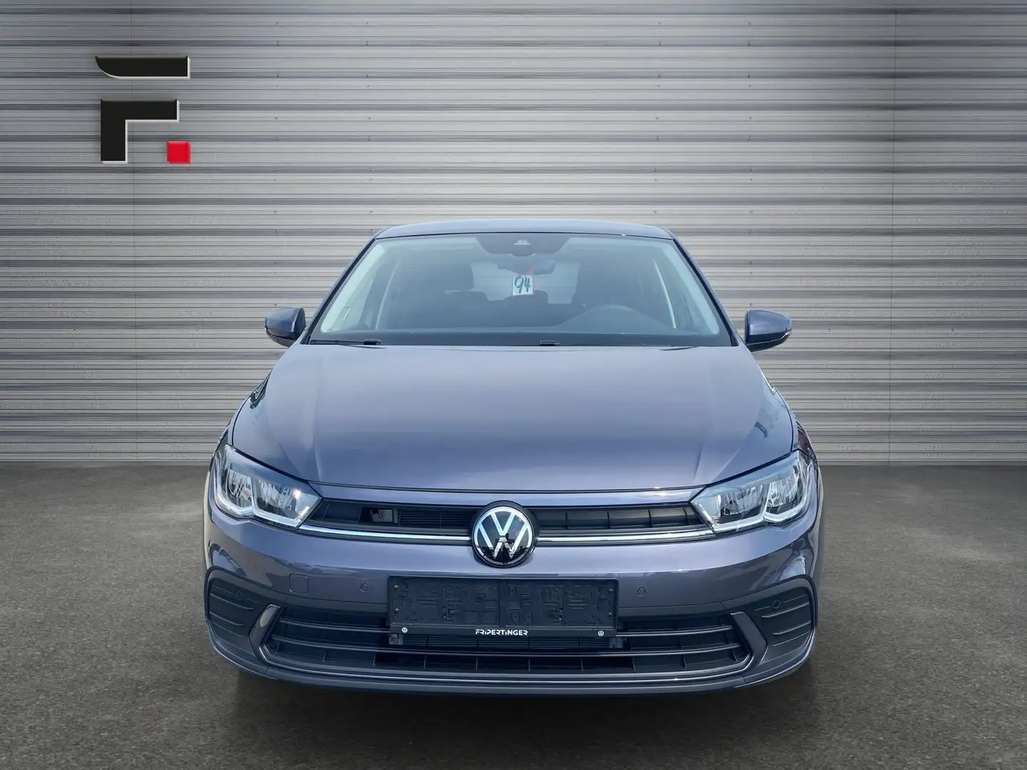 Volkswagen Polo Friends TSI Gris - 2