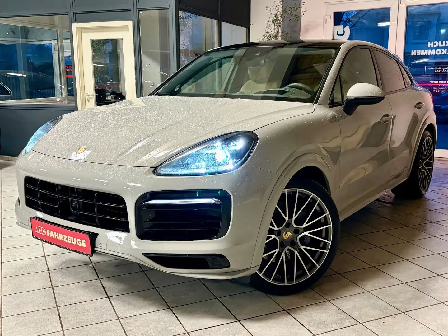 Porsche Cayenne Coupe S Chrono / Panorama / Standhz. / Gris - 1