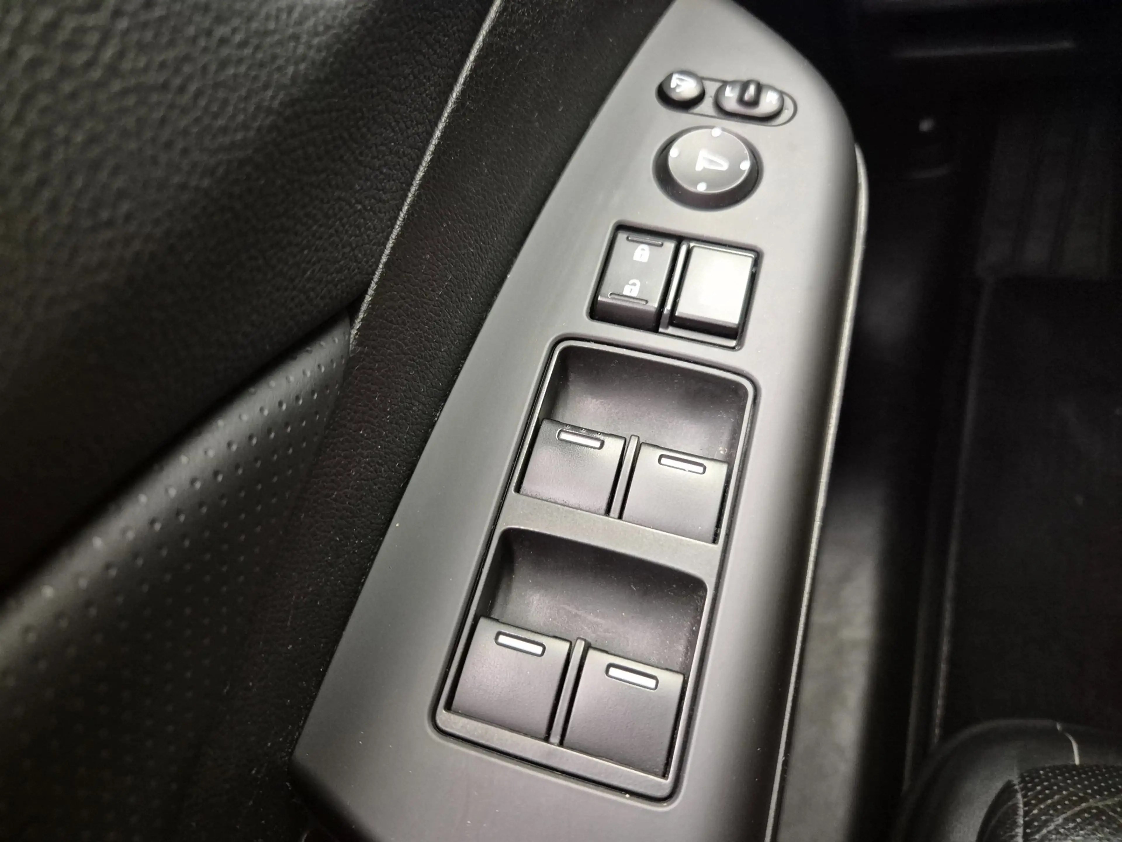 Honda CR-V 2.0 AWD Executive Camera Ecc Cruise Control Alu Tr — photo 14