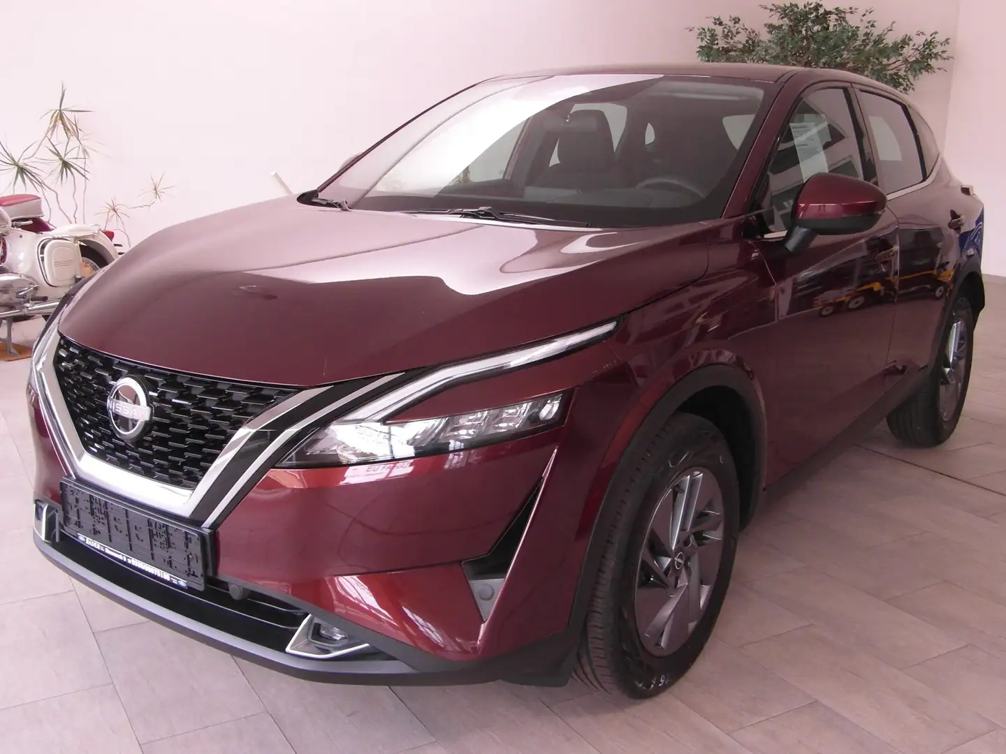 Nissan Qashqai 1.3 DIG-T Acenta Mild Hybrid BZ /  X- Tronic Red - 1