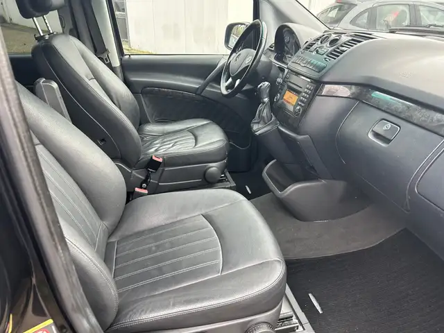 Mercedes-Benz Viano Viano - W639 2011 2.2 cdi Avantgarde 163cv L