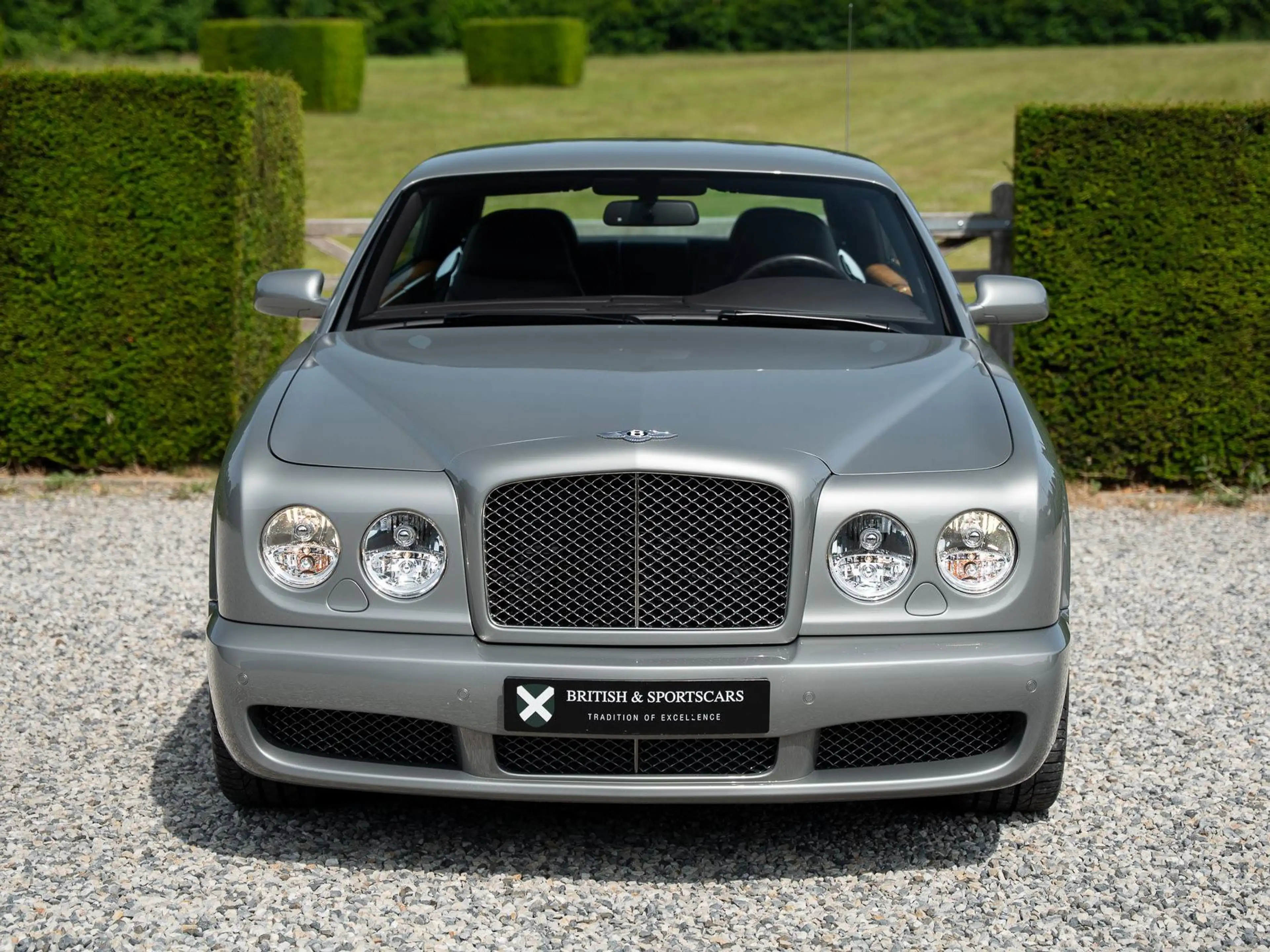 Bentley Brooklands 6.75L V8 - Well Maintened — photo 6
