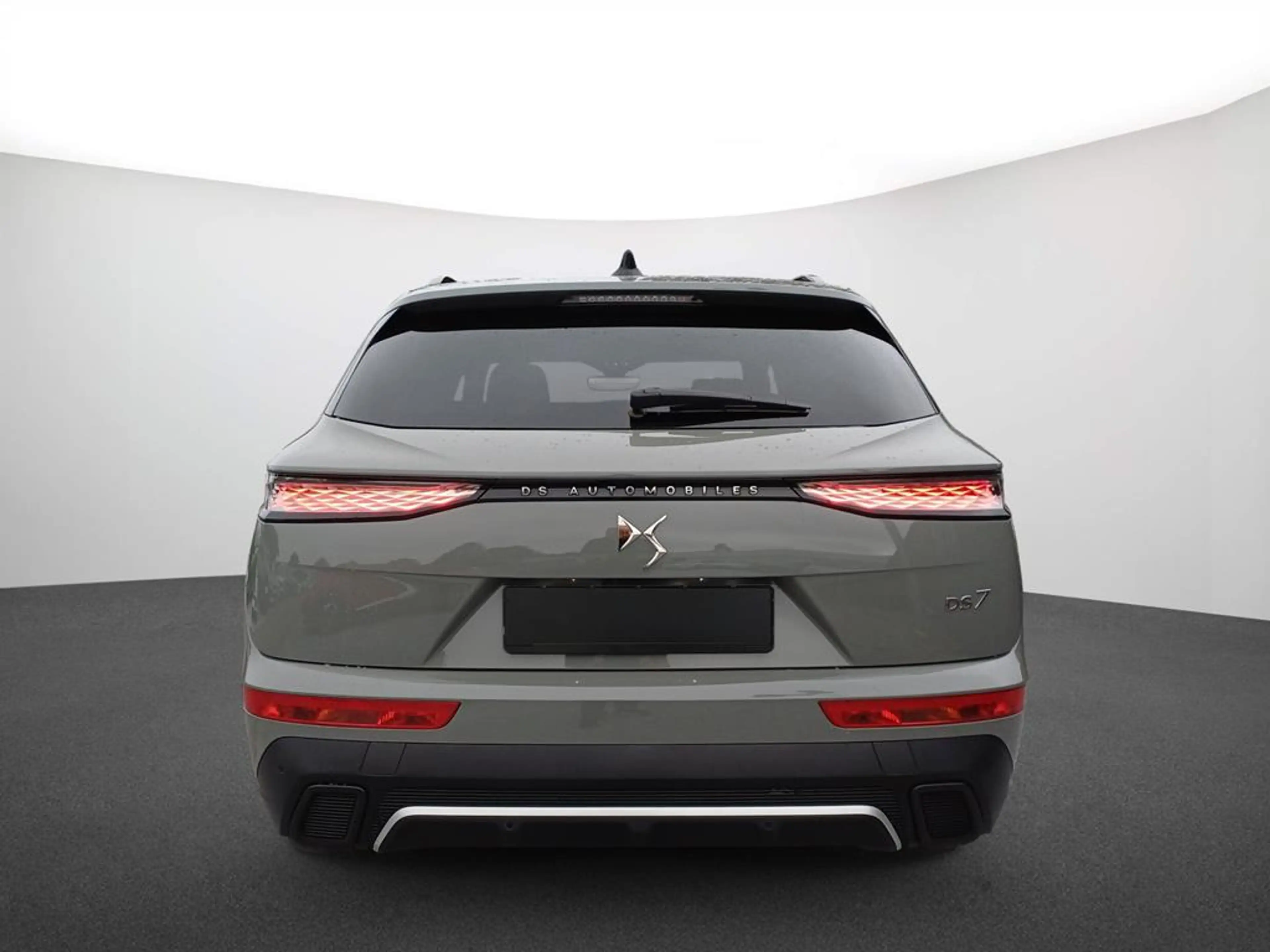 DS Automobiles DS 7 DS 7 OPERA BlueHDi 130 — photo 3