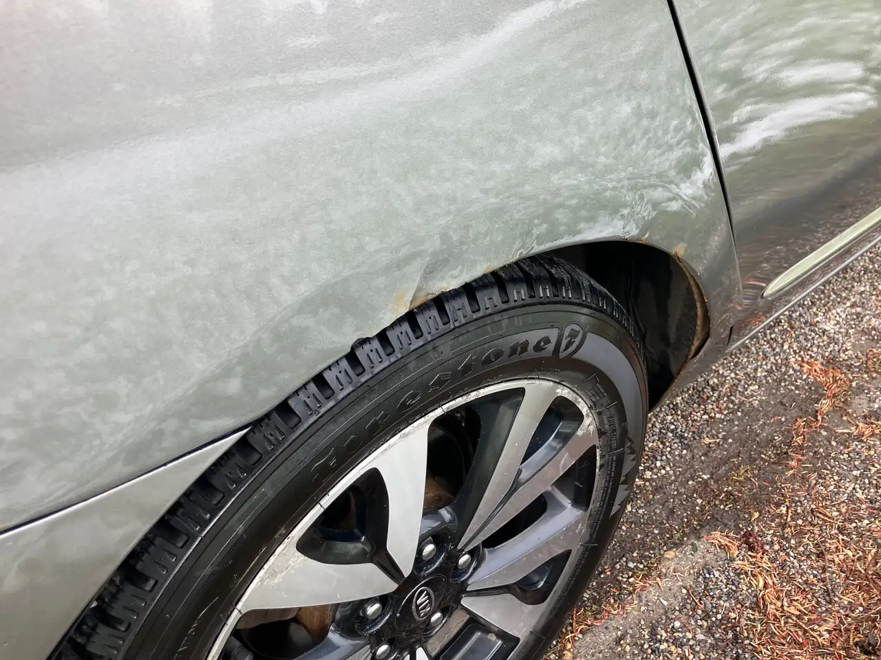 Kia Rondo снимка Kia Rondo