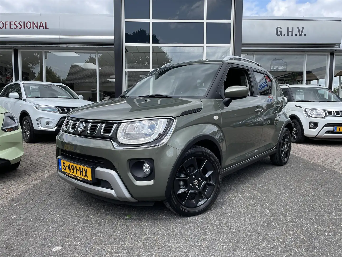 Suzuki Ignis 1.2 Smart Hybrid 83pk CVT Select | Navigatie | Aut Vert - 2