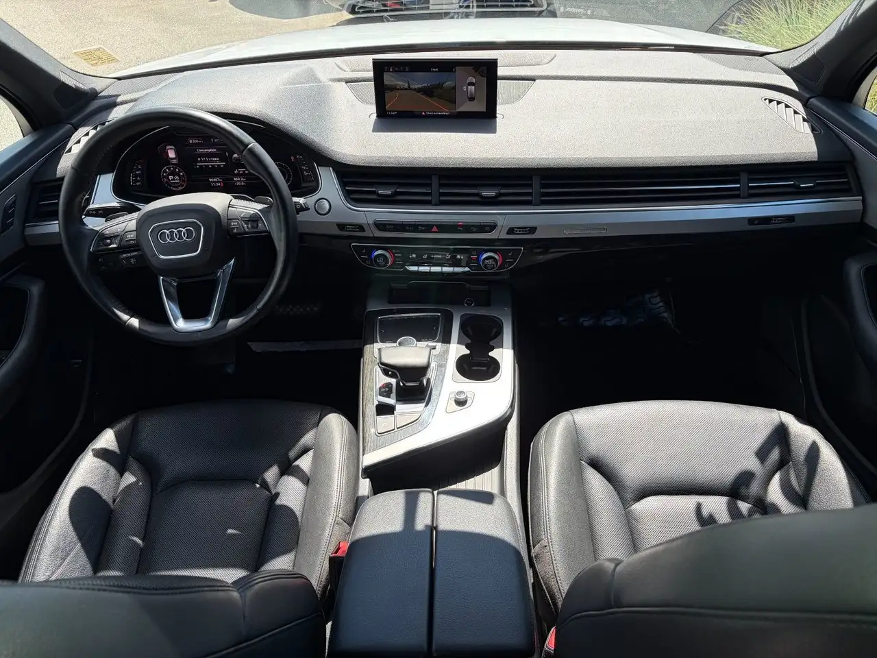 Audi Q7 снимка Audi Q7