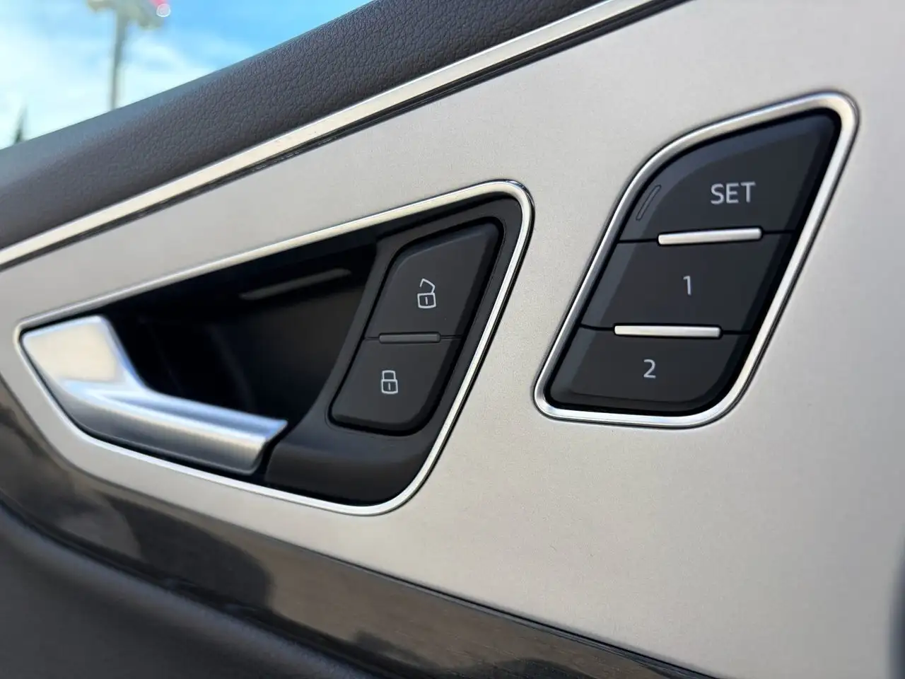 Audi Q7 снимка Audi Q7