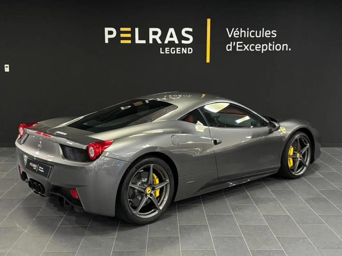 Ferrari 458 V8 4.5 Italia Gris - 2