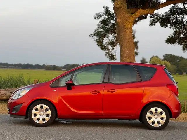 Opel Meriva view 2