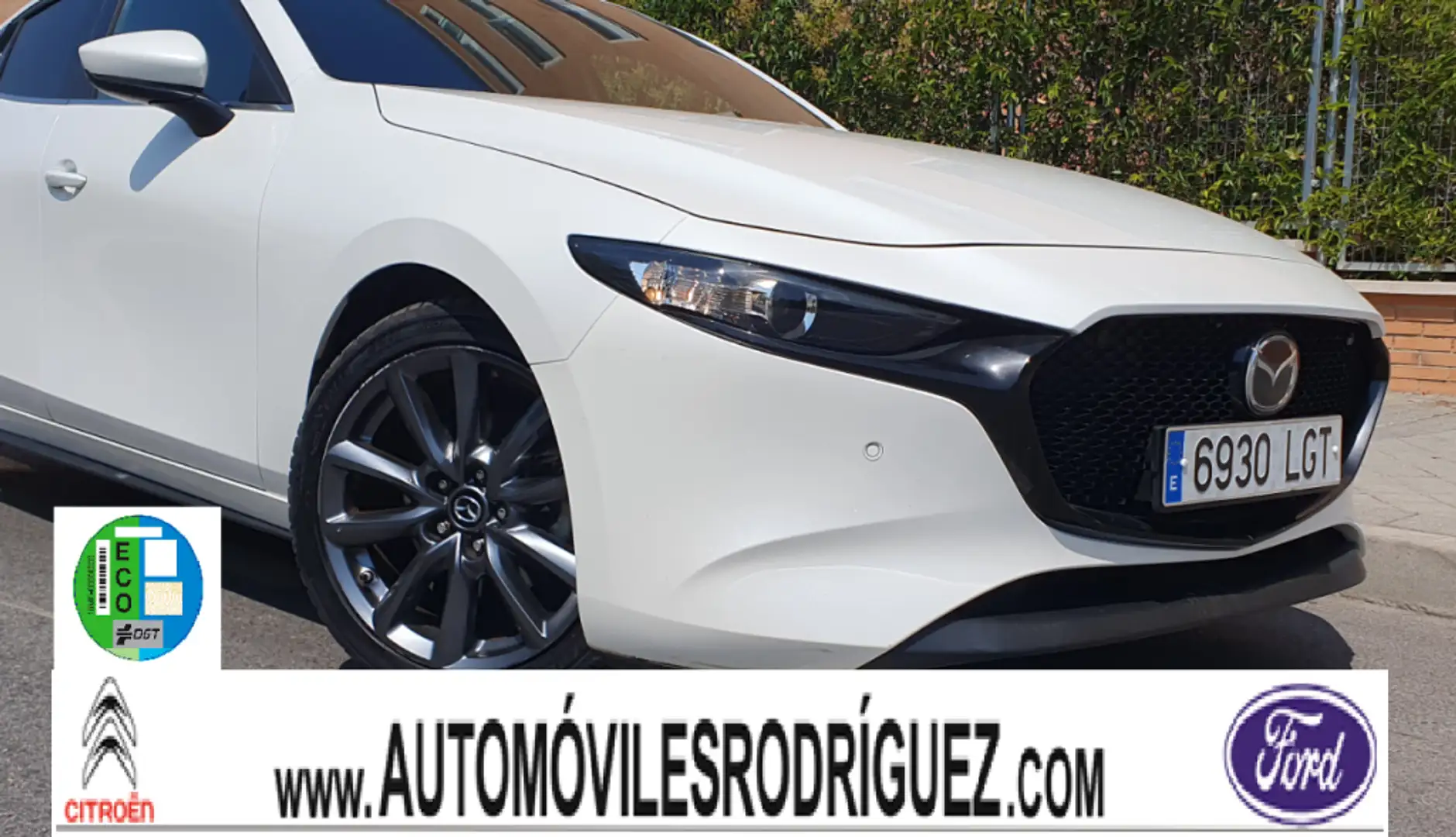 Mazda 3 2.0 e-Skyactiv-G Zenith Safety Aut. 90kW Blanc - 1