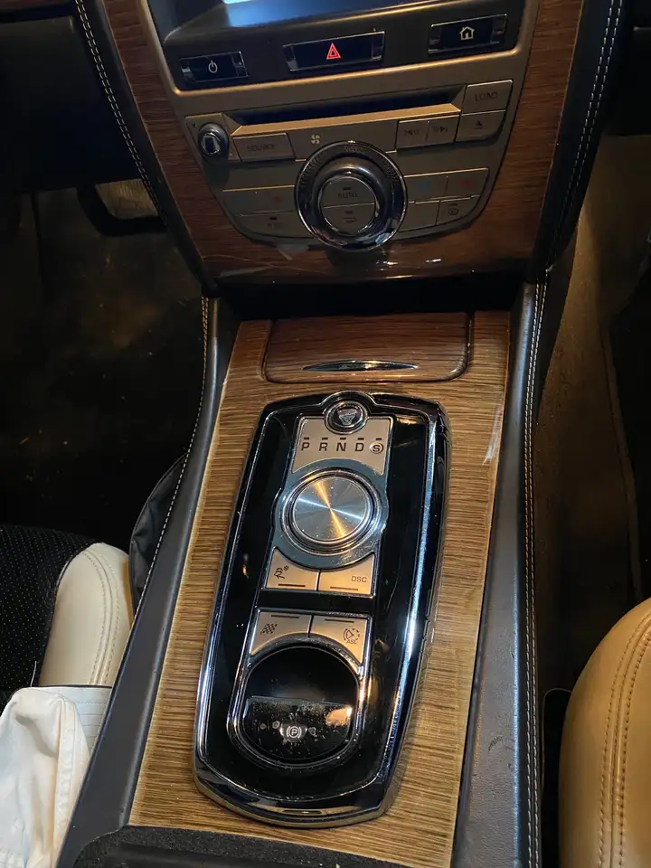 Jaguar XK снимка Jaguar XK