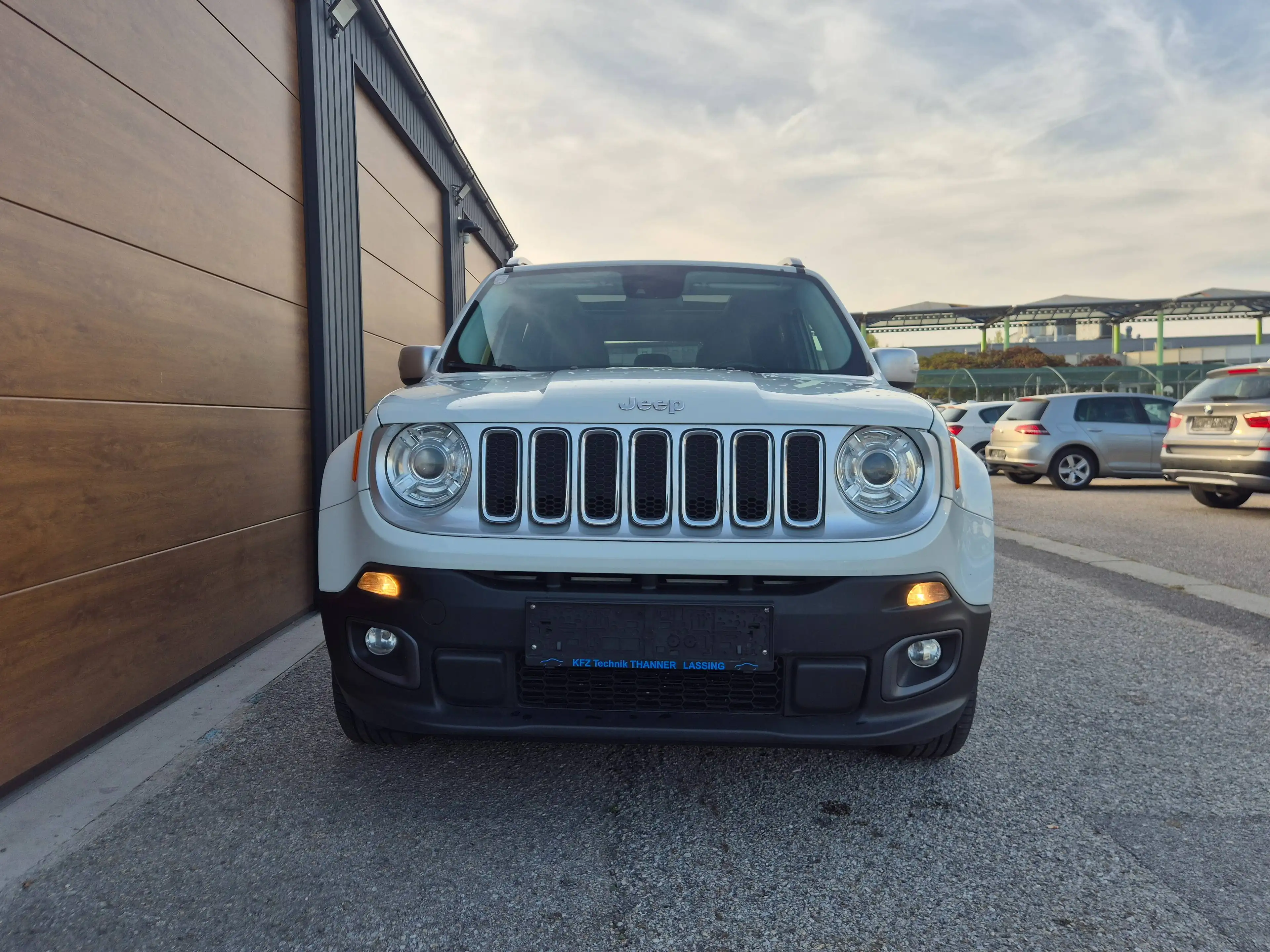 Jeep Renegade Renegade 2,0 MultiJet II 140 Limited AWD Aut. Limited — photo 3