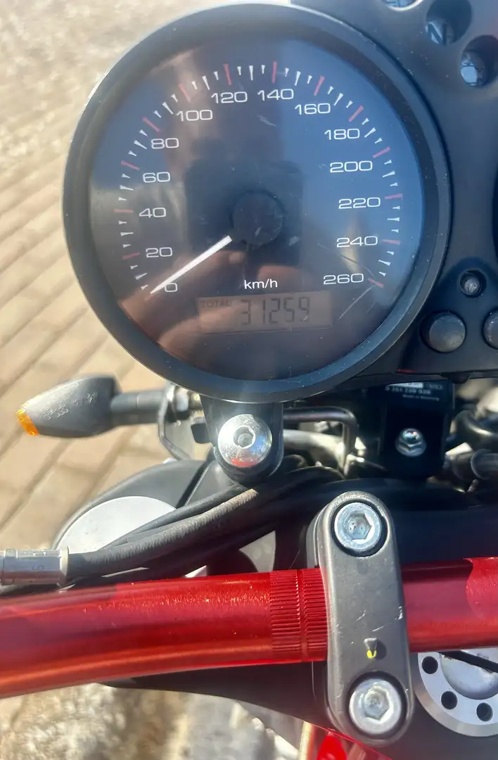 Ducati Monster 620 dark Білий - 1