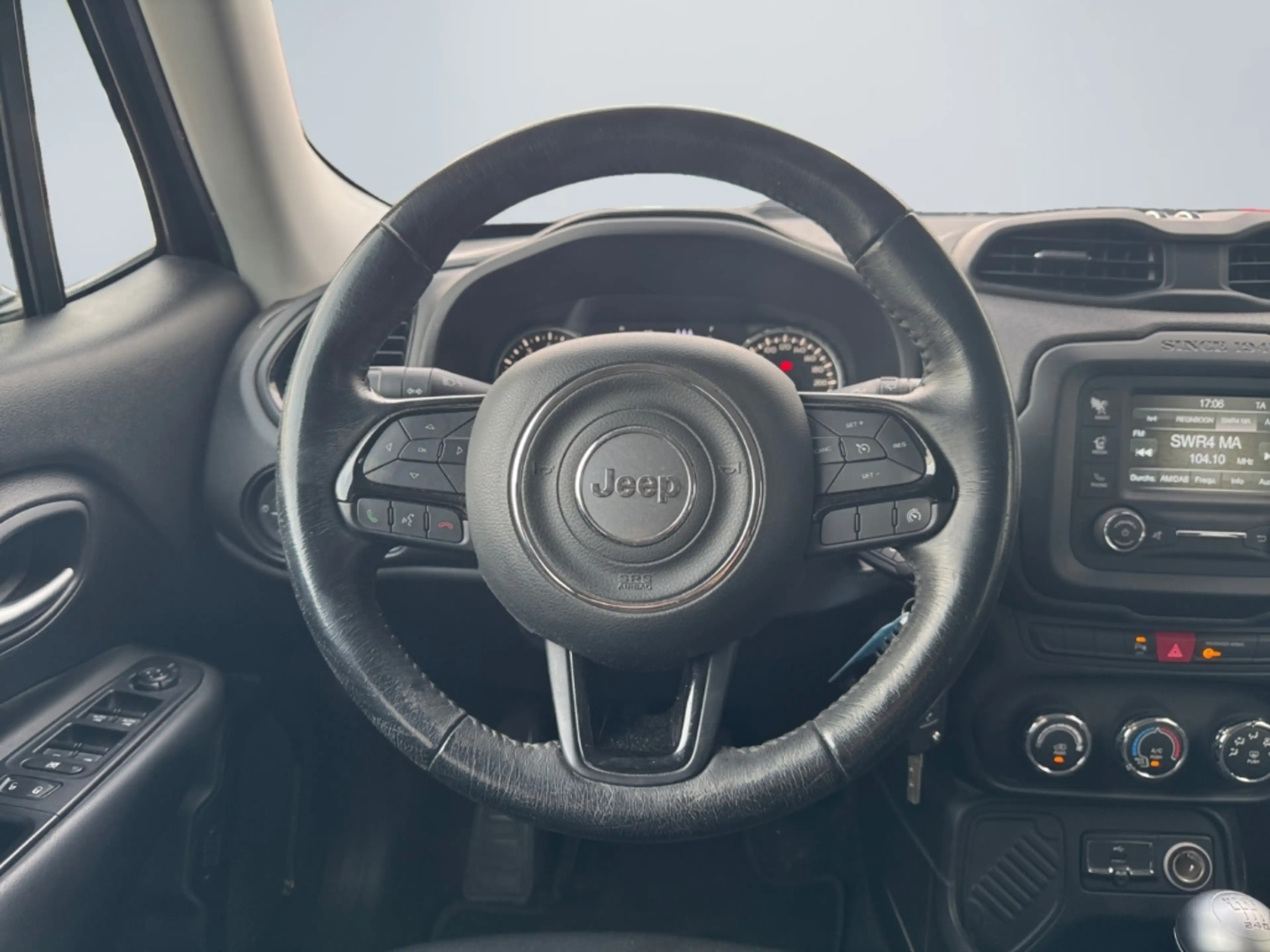 Jeep Renegade Longitude FWD 1 MY17 Night Eagle II 1.4l MultiAir — photo 12