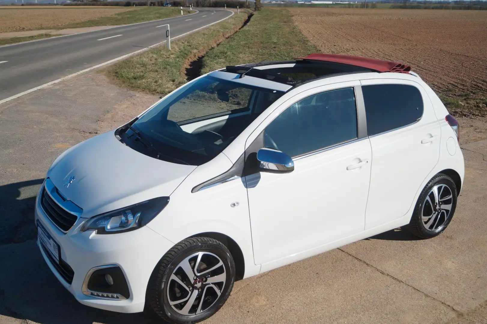 Peugeot 108 TOP Collection +Sitzh.+App-Connect+Faltdach+ Weiß - 2