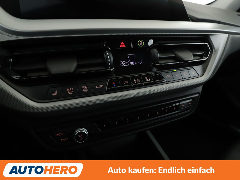 BMW 118 118i Advantage*NAVI*LED*TEMPO* — photo 22