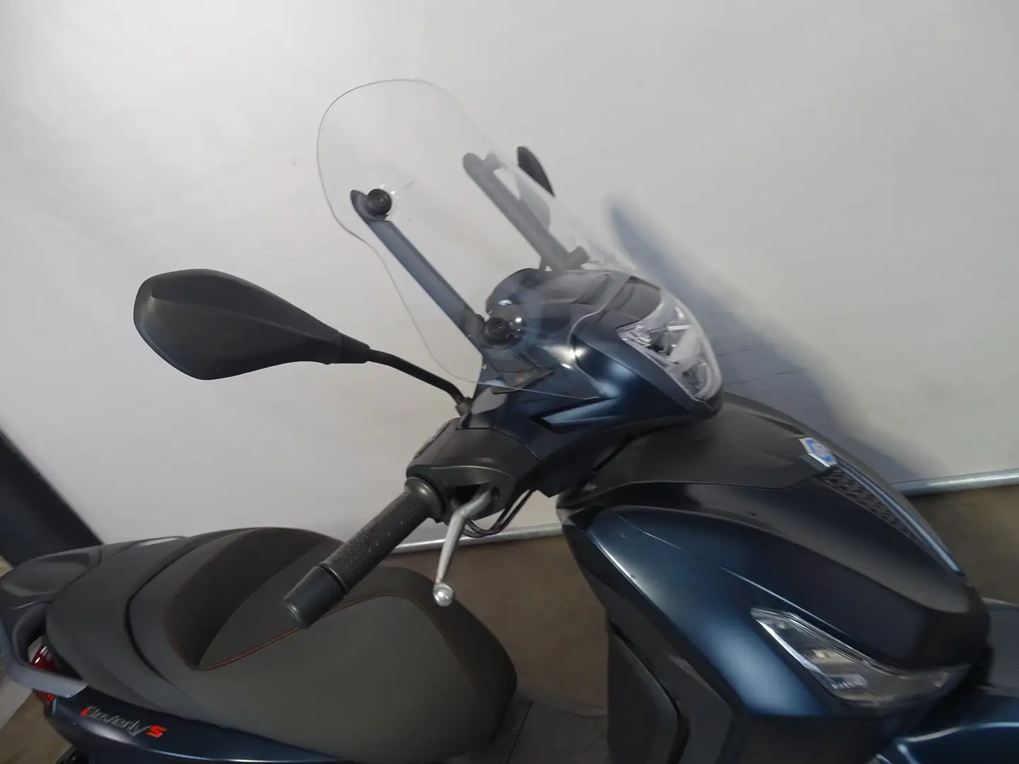 Piaggio Beverly 400 S Modrá - 2